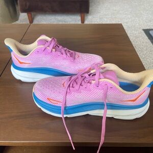 HOKA Clifton 9s Cyclamen Sweet Lilac